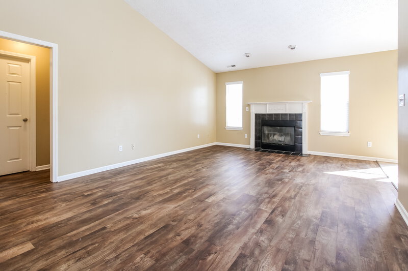 1,690/Mo, 1947 Mare Ave Indianapolis, IN 46203 Living Room View