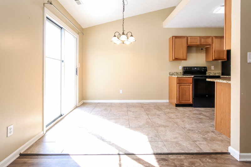 1,690/Mo, 1947 Mare Ave Indianapolis, IN 46203 Dining Room View