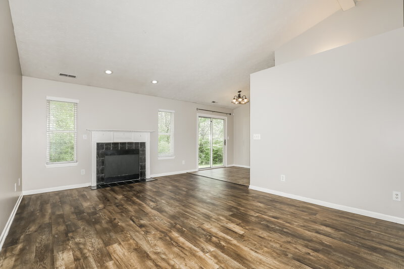 1,870/Mo, 1947 Mare Ave Indianapolis, IN 46203 Family Room View