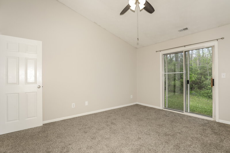 1,870/Mo, 1947 Mare Ave Indianapolis, IN 46203 Main Bedroom View 2