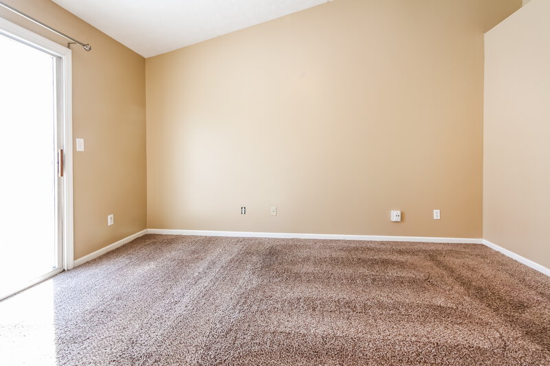 1,690/Mo, 1947 Mare Ave Indianapolis, IN 46203 Master Bedroom View 2