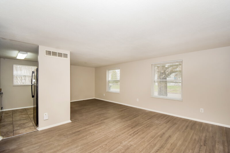 1,955/Mo, 11613 Whidbey Dr Indianapolis, IN 46229 Misc View 3