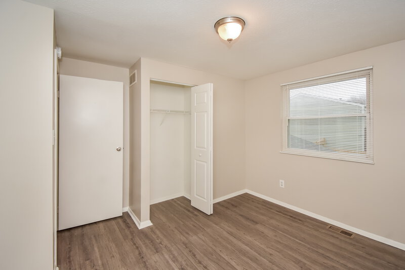 1,955/Mo, 11613 Whidbey Dr Indianapolis, IN 46229 Misc View 11