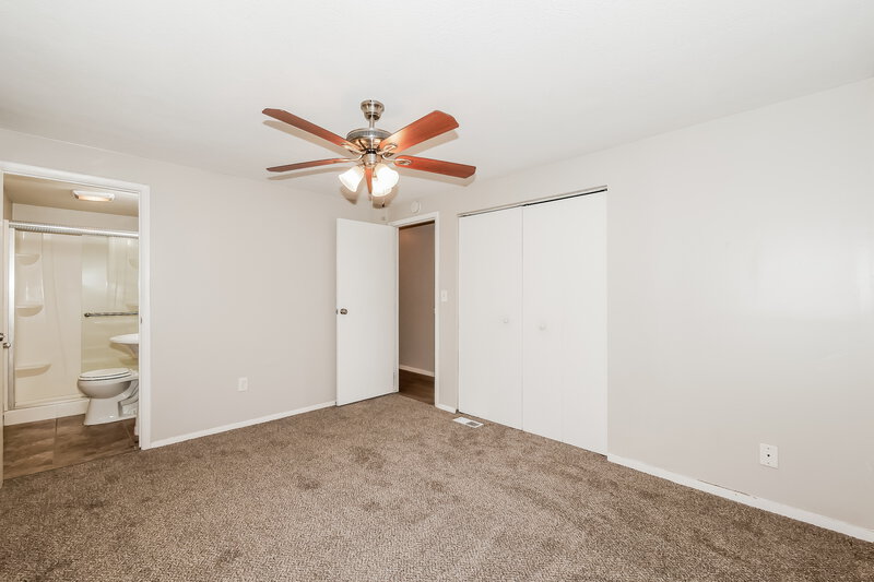 1,590/Mo, 616 Woodlark Dr Indianapolis, IN 46229 Main Bedroom View 2