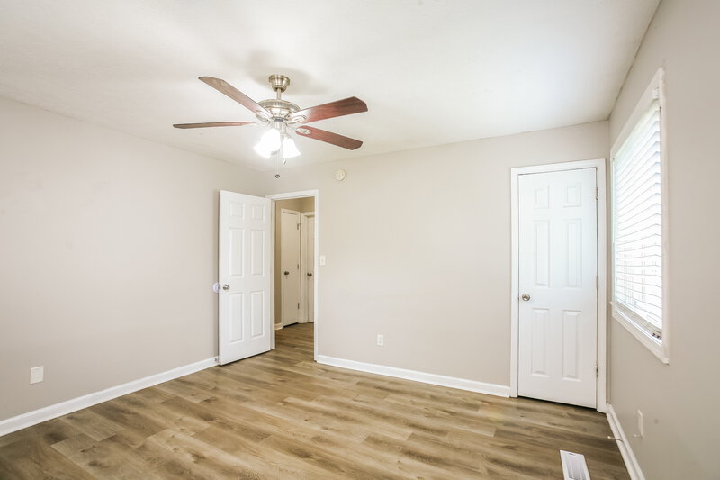 1,715/Mo, 1716 Countryside Dr Indianapolis, IN 46231 Main Bedroom View