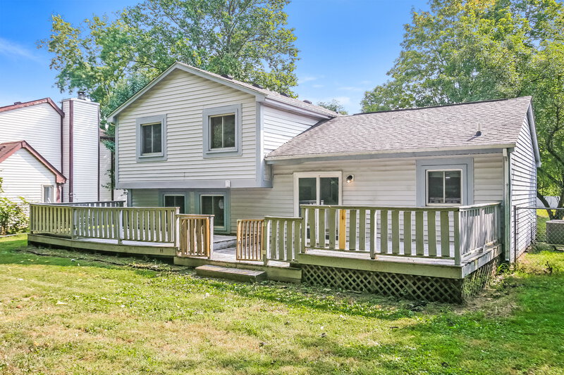 1,715/Mo, 1716 Countryside Dr Indianapolis, IN 46231 Rear View 2