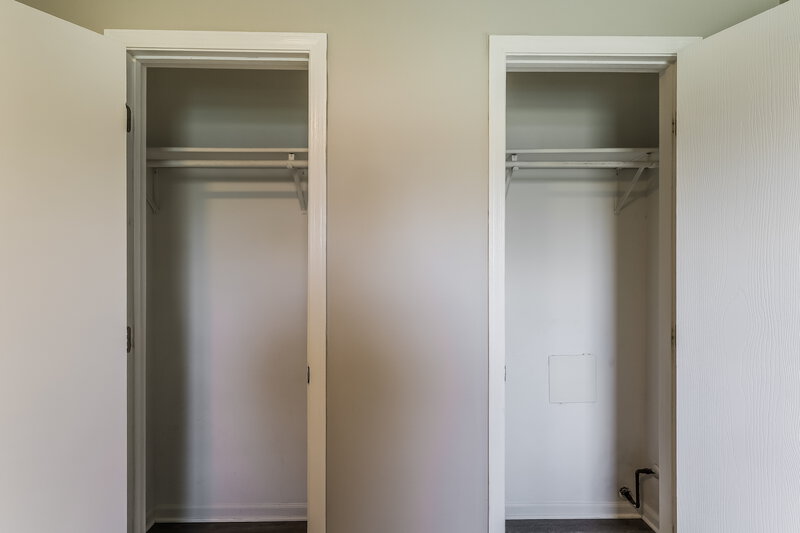 1,525/Mo, 2242 Whitecliff Dr Indianapolis, IN 46234 Bedroom View 4