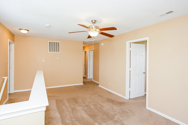1,905/Mo, 313 Longbow St Sheridan, IN 46069 Loft View 2