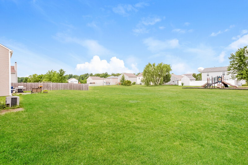 1,905/Mo, 313 Longbow St Sheridan, IN 46069 Exterior View