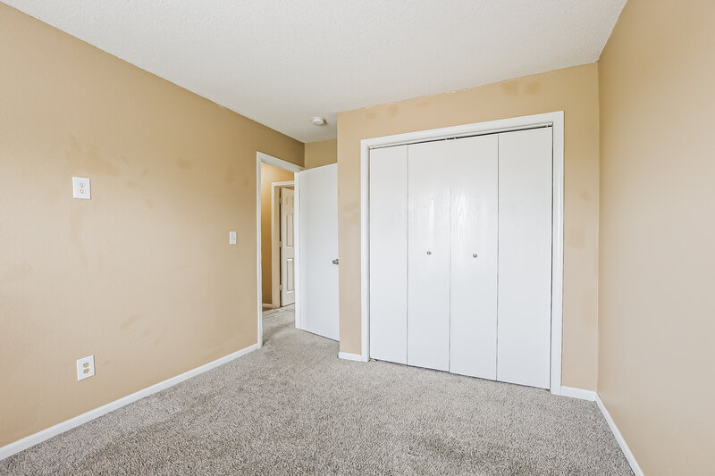 1,910/Mo, 2021 Twin Leaf Ct Indianapolis, IN 46229 Bedroom View 3