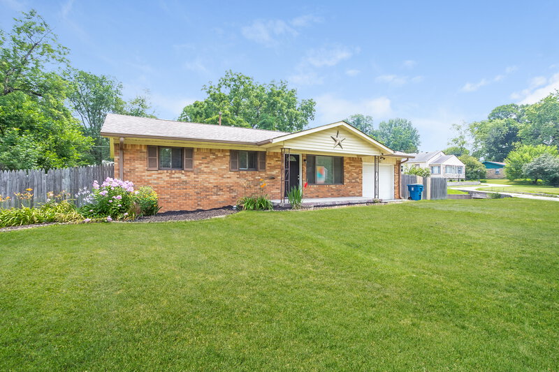 1,540/Mo, 501 N Devon Ave Indianapolis, IN 46219 Front View