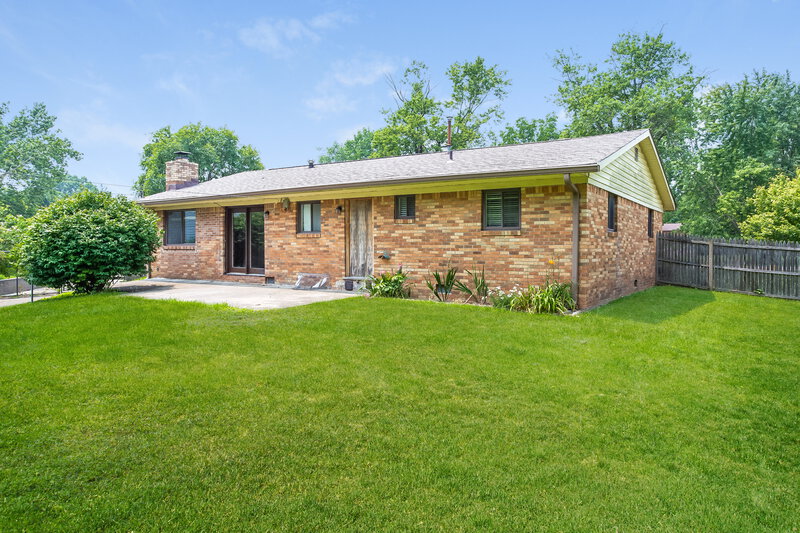 1,540/Mo, 501 N Devon Ave Indianapolis, IN 46219 Rear View 3