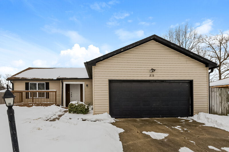 1,725/Mo, 819 Bitter Bark Ln Indianapolis, IN 46227 External View