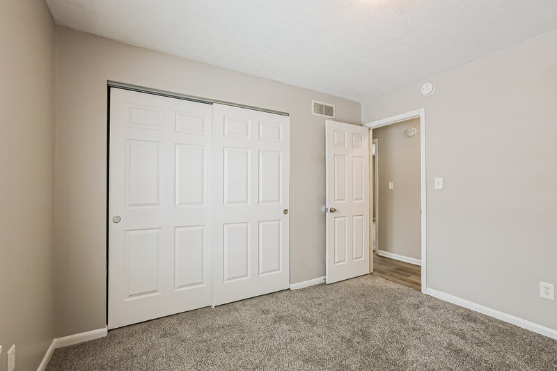 1,725/Mo, 819 Bitter Bark Ln Indianapolis, IN 46227 Bedroom View 2