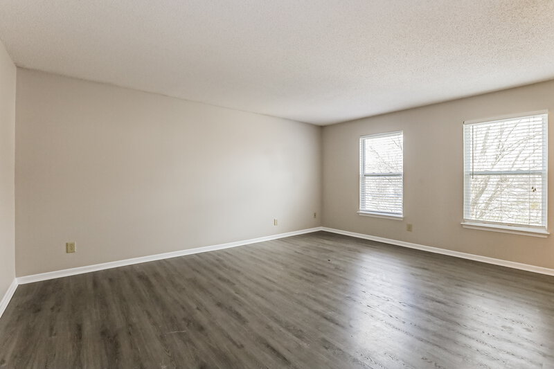 2,015/Mo, 9033 Southernwood Way Indianapolis, IN 46231 Main Bedroom View