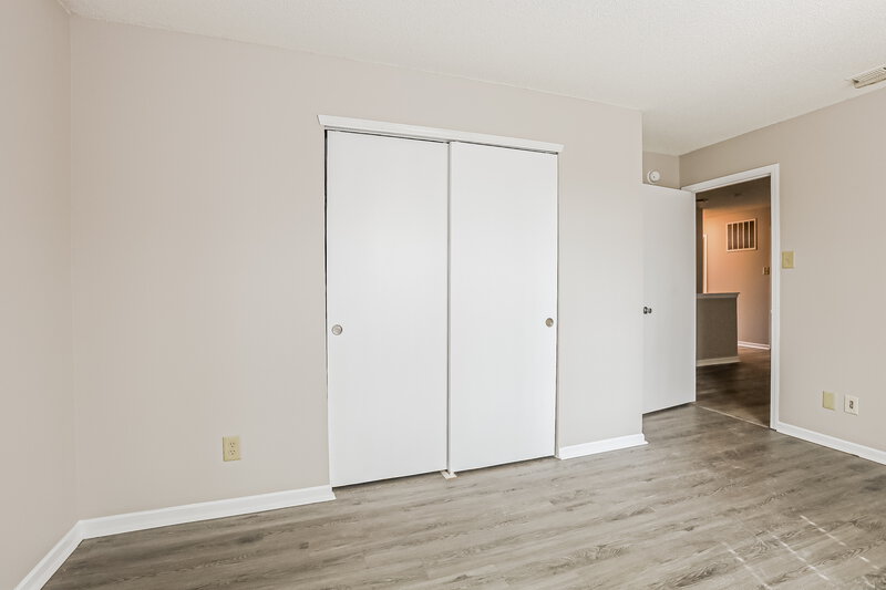 2,015/Mo, 9033 Southernwood Way Indianapolis, IN 46231 Bedroom View