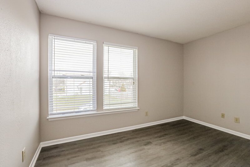 2,015/Mo, 9033 Southernwood Way Indianapolis, IN 46231 Bedroom View 2