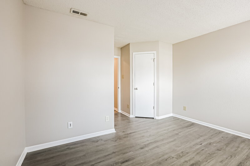 2,015/Mo, 9033 Southernwood Way Indianapolis, IN 46231 Bedroom View 3