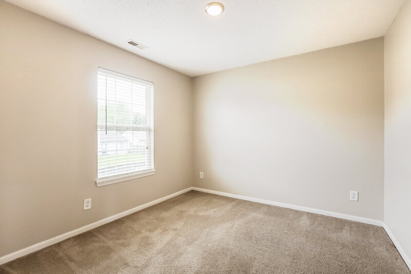 1,925/Mo, 6336 Long River Ln Indianapolis, IN 46221 Bedroom View 2