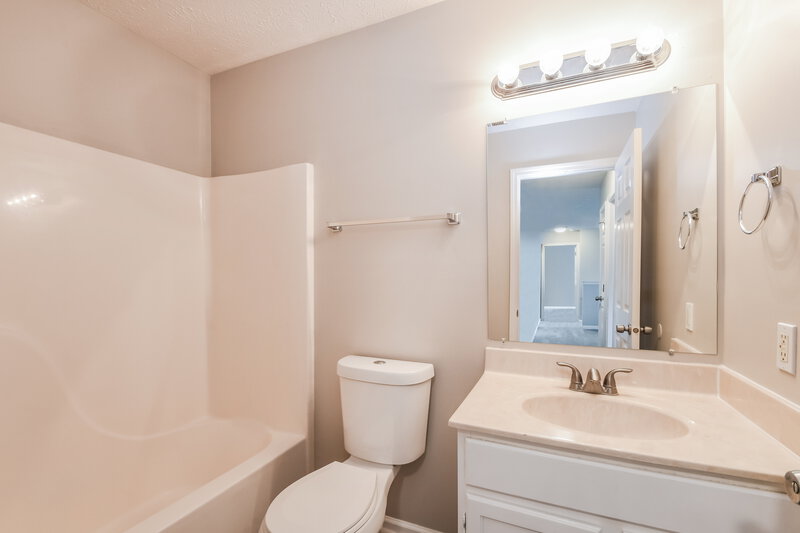 1,845/Mo, 11415 Silver Drift Way Indianapolis, IN 46229 Misc View 15