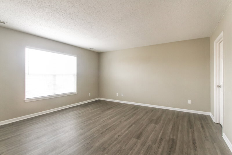 2,410/Mo, 607 Sweet Creek Dr Indianapolis, IN 46239 Main Bedroom View