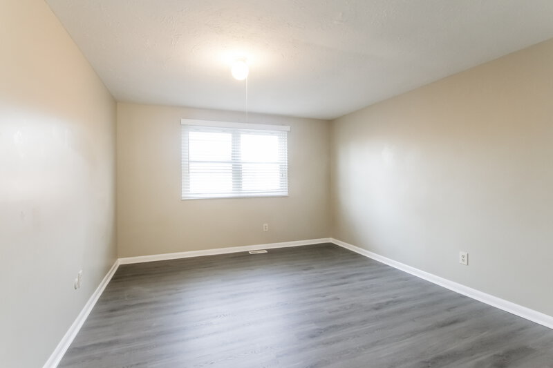 2,290/Mo, 8931 Squire Ct Indianapolis, IN 46250 Bedroom View