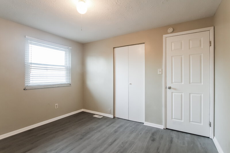 2,290/Mo, 8931 Squire Ct Indianapolis, IN 46250 Bedroom View 4