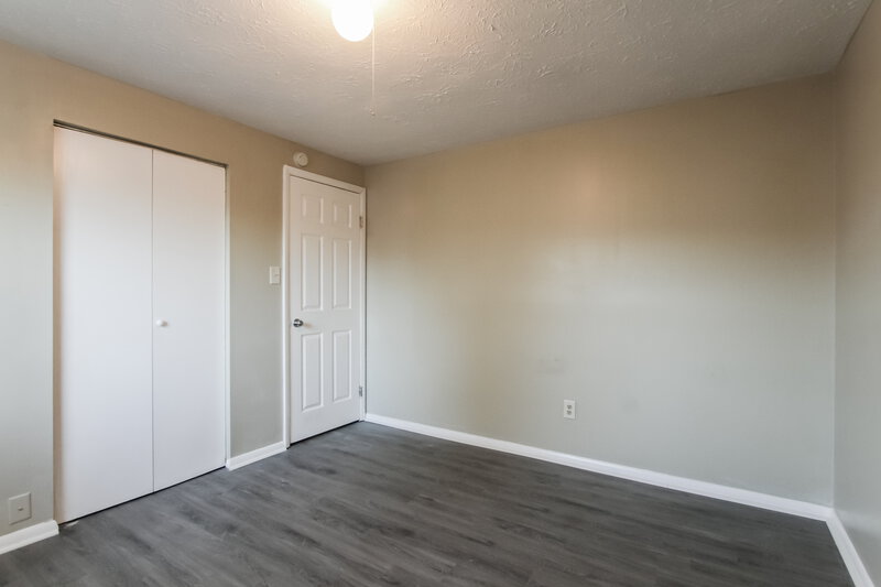 2,290/Mo, 8931 Squire Ct Indianapolis, IN 46250 Bedroom View 5