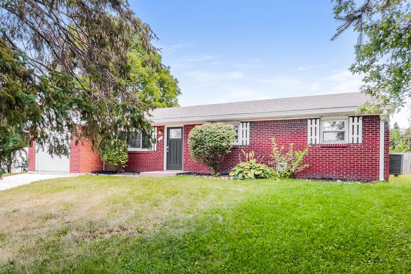 1,480/Mo, 17 Gerry Ct Beech Grove, IN 46107 Front View