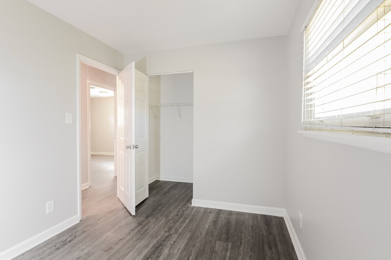 1,480/Mo, 17 Gerry Ct Beech Grove, IN 46107 Bedroom View