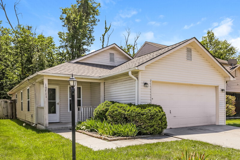 1,600/Mo, 10711 Sterling Apple Dr Indianapolis, IN 46235 Front View
