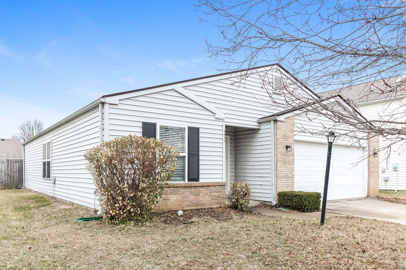 1,700/Mo, 4034 Steelewater Way Indianapolis, IN 46235 Front View