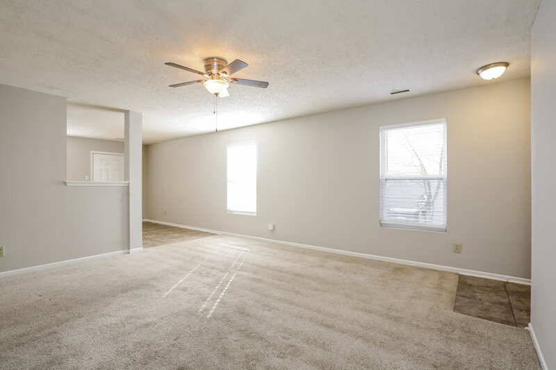 1,665/Mo, 10860 Wymm Ln Ingalls, IN 46040 Living Room View