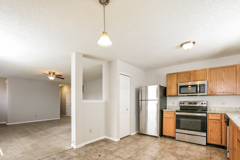 1,665/Mo, 10860 Wymm Ln Ingalls, IN 46040 Breakfast Nook View