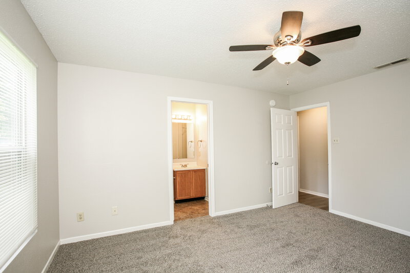 1,555/Mo, 10860 Wymm Ln Ingalls, IN 46040 Main Bedroom View 3