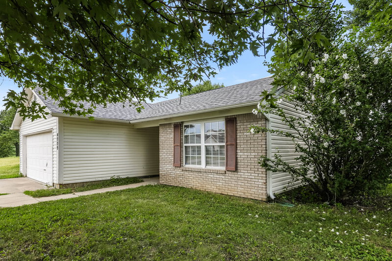 1,690/Mo, 4009 Dogwood Ln Franklin, IN 46131 Front View
