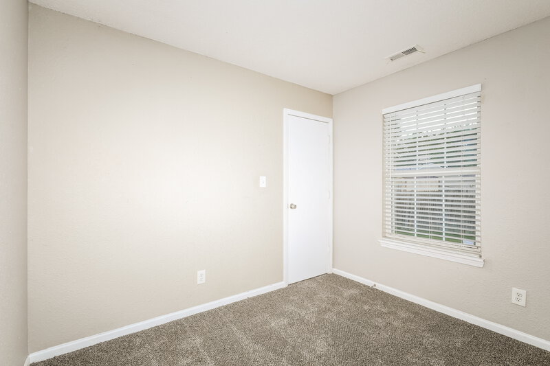 1,690/Mo, 4009 Dogwood Ln Franklin, IN 46131 Bedroom View 2