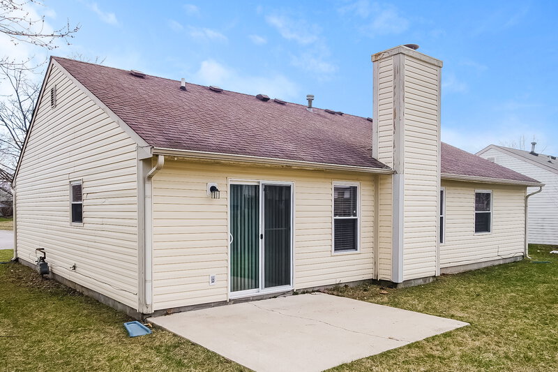 1,840/Mo, 6746 Granger Ln Indianapolis, IN 46268 Rear View 2