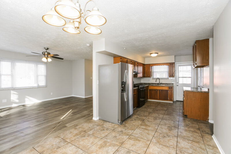 1,475/Mo, 4623 N Richardt Ave Indianapolis, IN 46226 Dining Room View