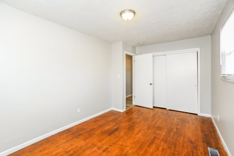 1,475/Mo, 4623 N Richardt Ave Indianapolis, IN 46226 Bedroom View 2