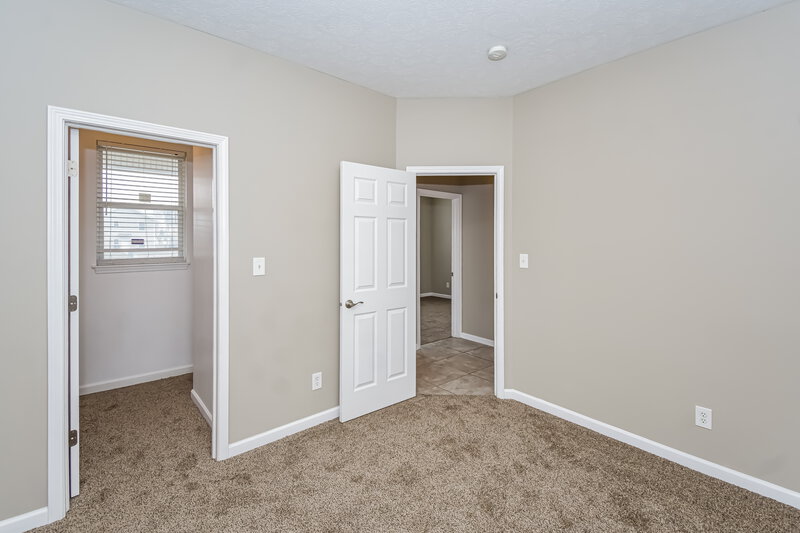 1,595/Mo, 2939 E Tabor St Indianapolis, IN 46203 Bedroom View 3