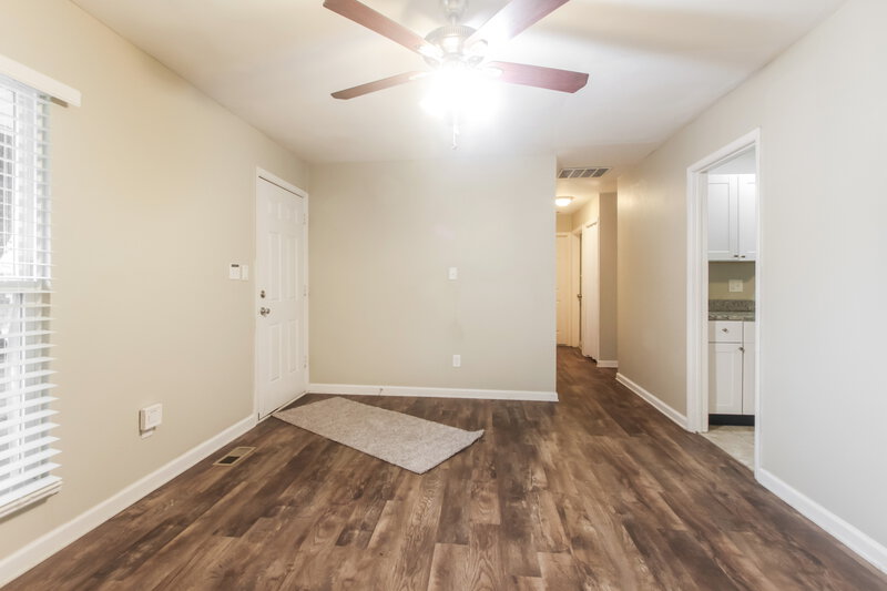1,505/Mo, 6206 Wixshire Dr Indianapolis, IN 46254 Misc View 7