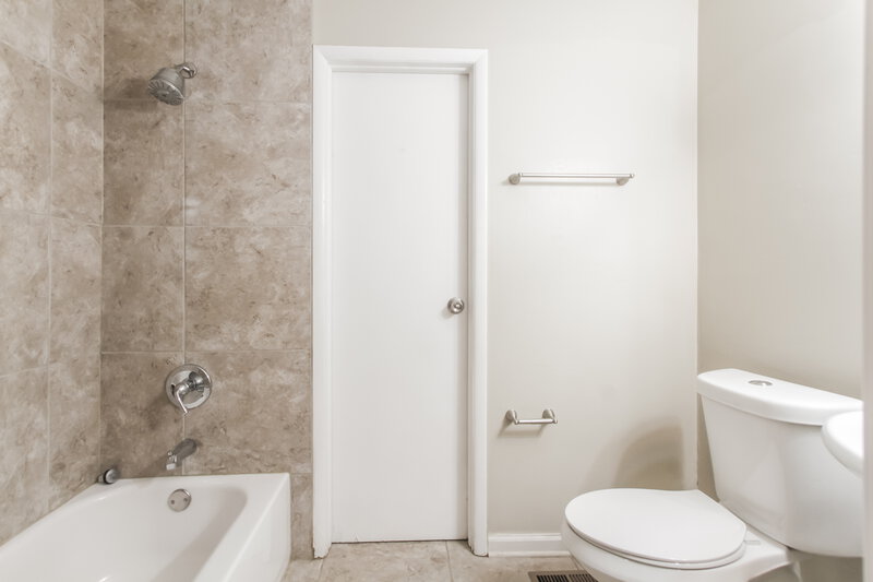 1,505/Mo, 6206 Wixshire Dr Indianapolis, IN 46254 Misc View 13