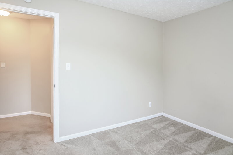 1,695/Mo, 3903 Bonn Dr Indianapolis, IN 46228 Bedroom View