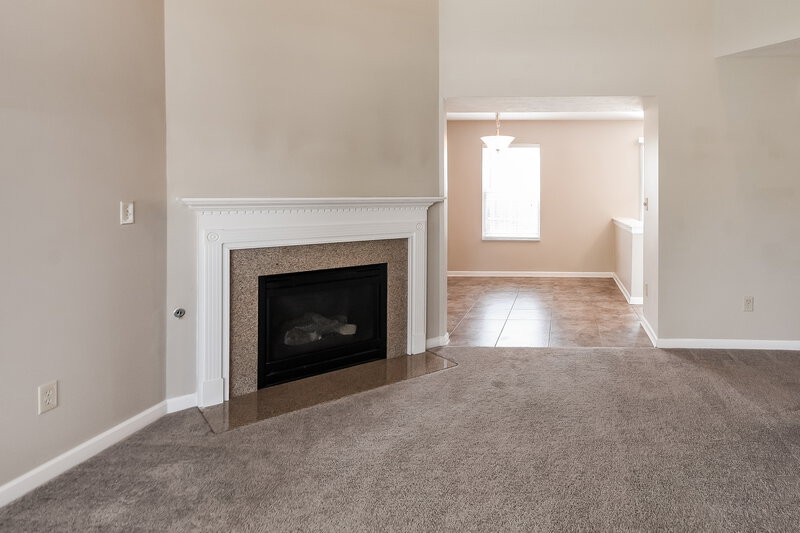 1,845/Mo, 7708 Firecrest Ln Indianapolis, IN 46113 Living Room View