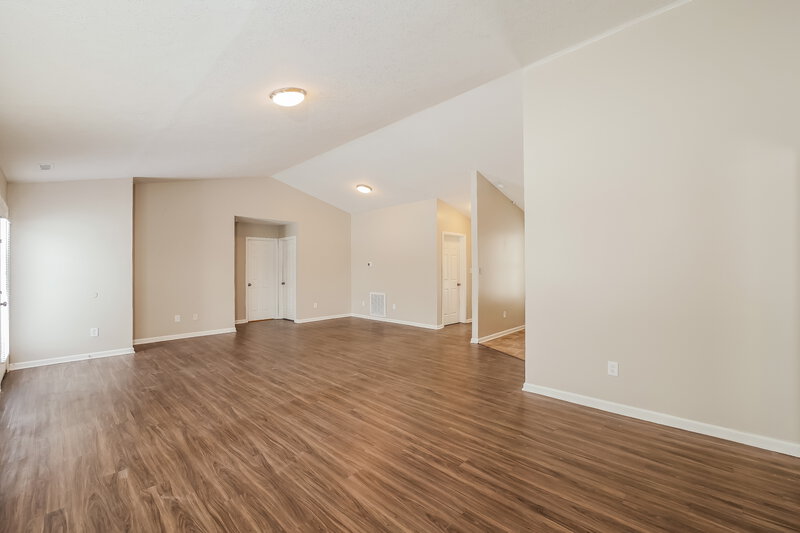 1,775/Mo, 5322 Claybrooke Dr Indianapolis, IN 46221 Misc View 5