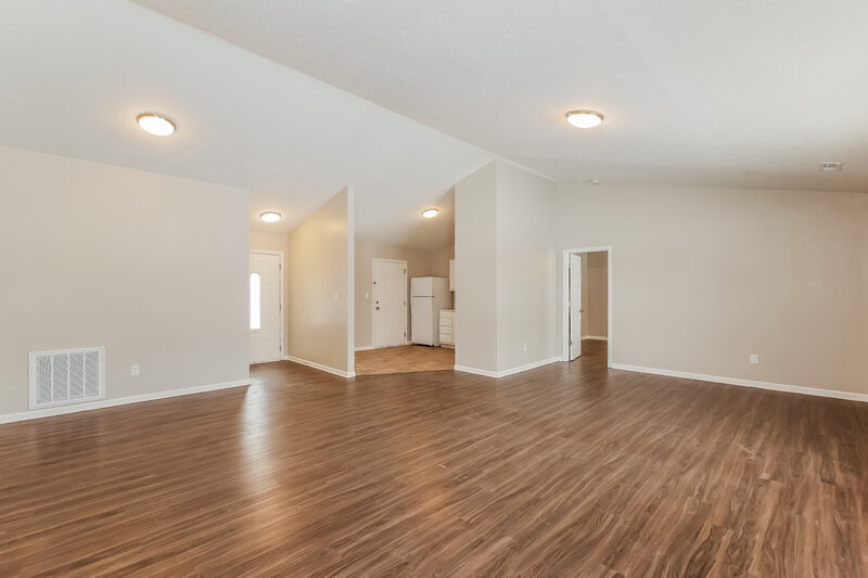 1,775/Mo, 5322 Claybrooke Dr Indianapolis, IN 46221 Misc View 6