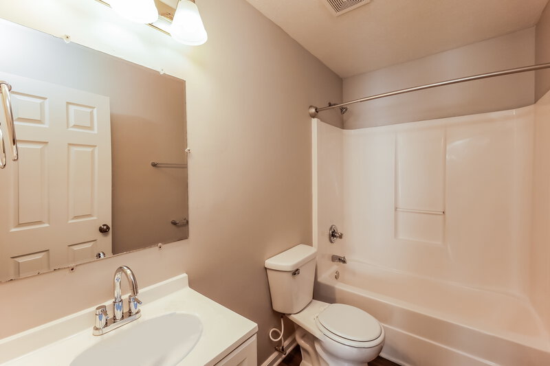 1,775/Mo, 5322 Claybrooke Dr Indianapolis, IN 46221 Misc View 10