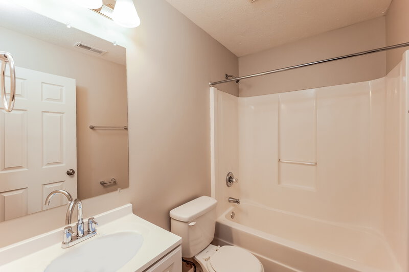 1,775/Mo, 5322 Claybrooke Dr Indianapolis, IN 46221 Misc View 11