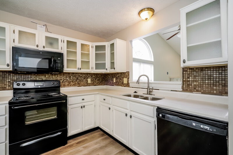 1,935/Mo, 1215 Paul Dr Indianapolis, IN 46229 Misc View 7